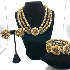 Alice Caviness Signed Vintage Beaded Parure Necklace Bracelet Clip Earrings